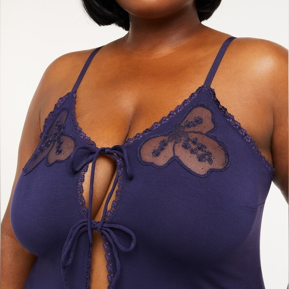 SALVAGE X FENTY A Peek Behind The Lace Maxi Slip - Picture 4 of 12